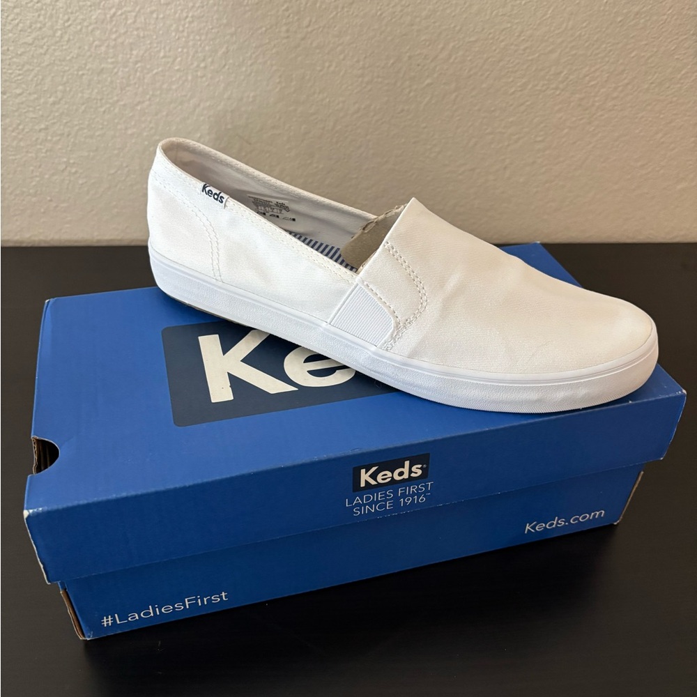 Keds White Canvas Sneakers Classic Design